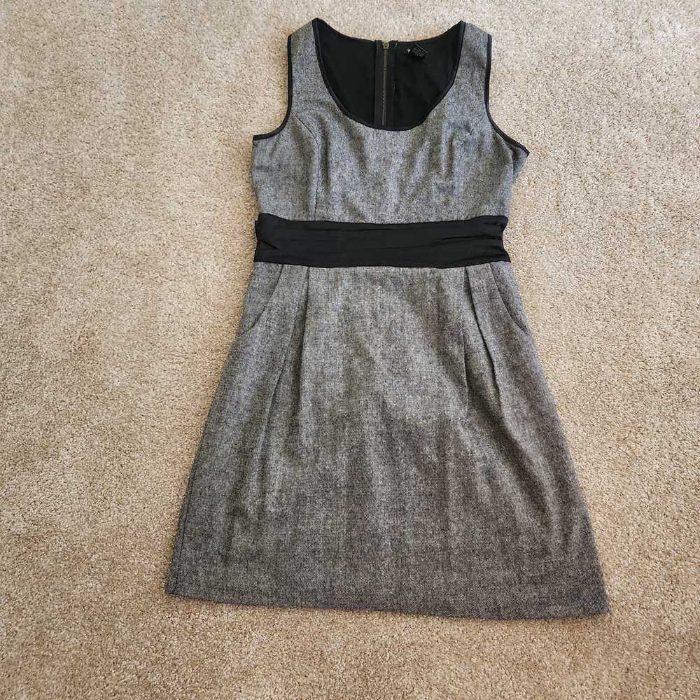Gray Sleeveless Sheath Dress